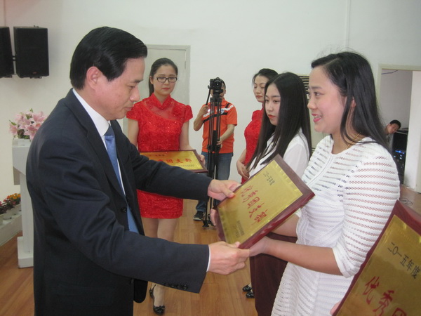 ԺL(zhng)hίӛ^Ğ郞(yu)F(tun)֧C(jing).JPG